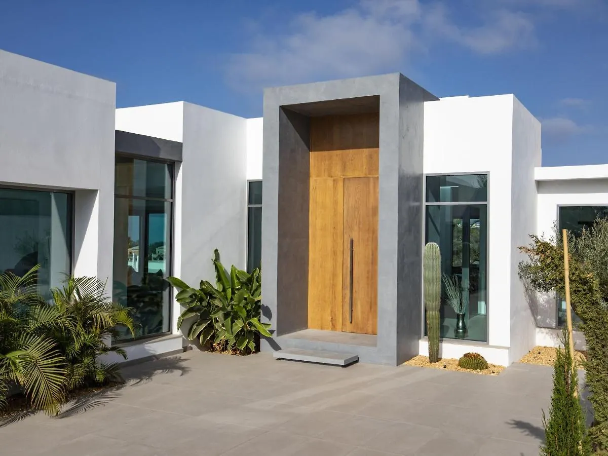 אדחה Belvilla By Oyo Villa Christal